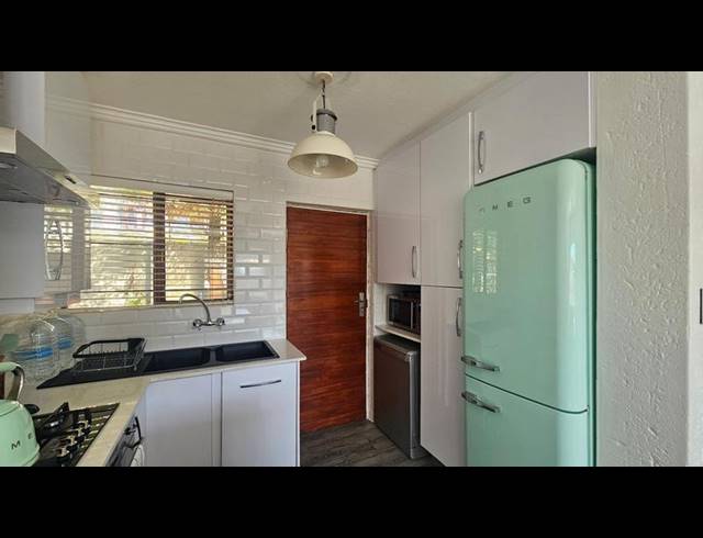 2 BEDROOM TOWNHOUSE FOR SALE IN MORNINGSIDE
